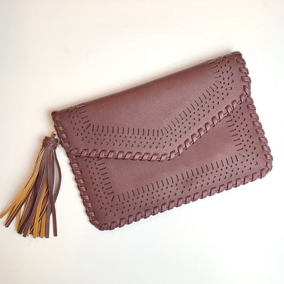 Jen & Co Vegan Leather Maroon Tassel Clutch - Picture 1 of 8
